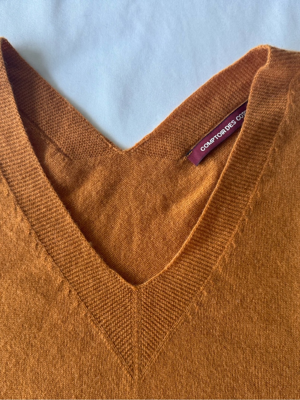 Comptoir des Cotonniers 100% Cashmere V-Neck Sweater - Rust/Terracotta - Picture 4 of 7